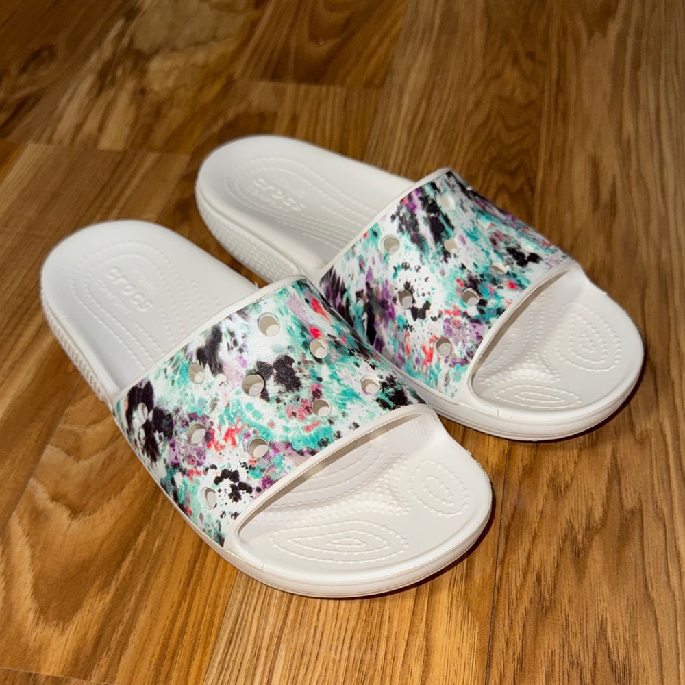 Crocs Classic Tie-Dye Mania Slides W9 M7 Like New!